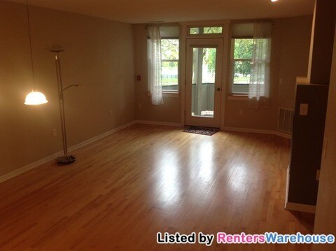 Foto del edificio - 2424 S Wentworth Ave