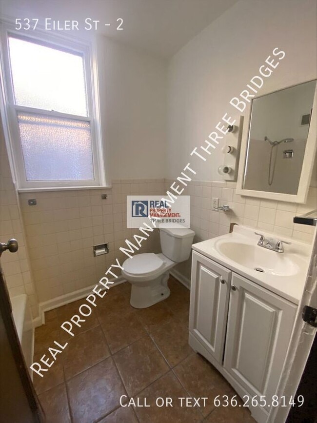 Building Photo - 537 Eiler St