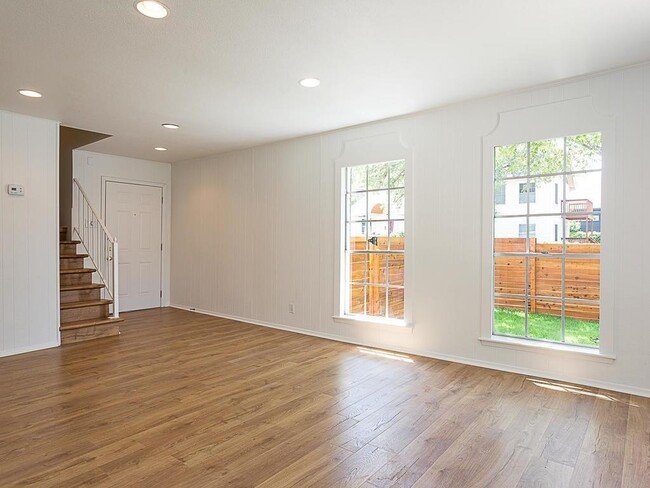 Building Photo - 1800 W 46th St