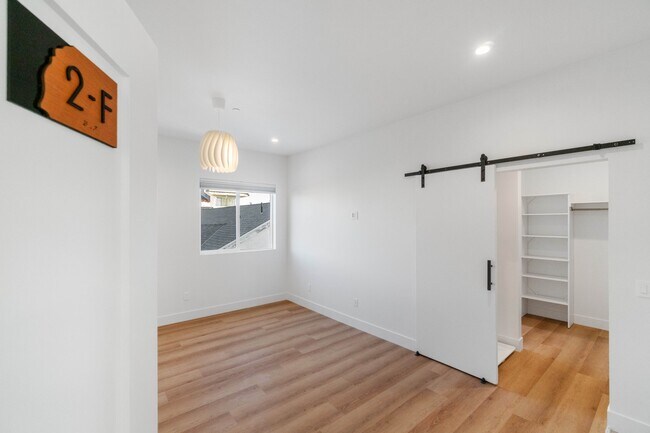 Foto del edificio - 3917 Inglewood Blvd