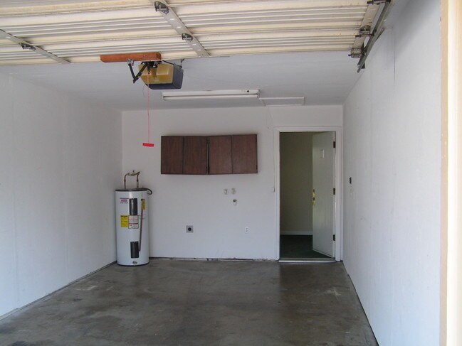 Foto del edificio - 2708 Wilson Ave