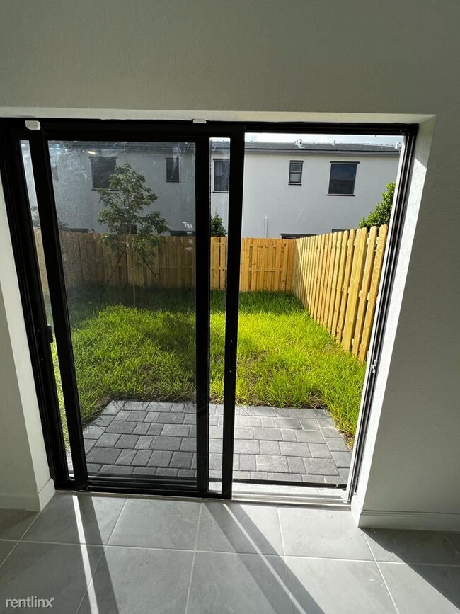 Foto del edificio - 2 br, 2.5 bath House - 13244 SW 286th St