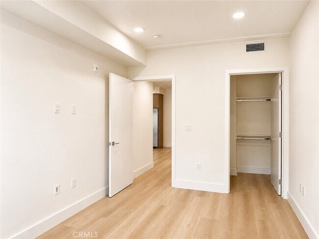 Building Photo - 12078 Guerin St