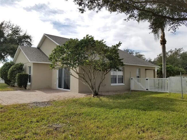 Building Photo - 4209 Kingbird Ct