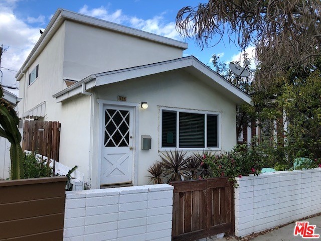 Primary Photo - 655 Navy St