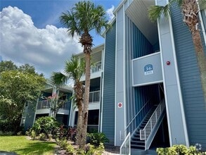Building Photo - 2504 Grassy Point Dr
