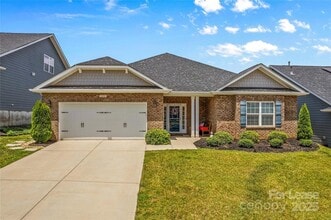 Building Photo - 108 Fleming Dr