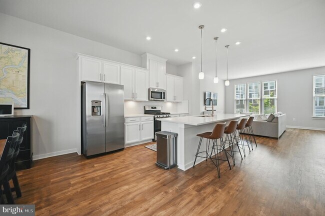 Foto del edificio - 1763 Hickory Wds Rd