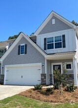 Building Photo - 109 Magnolia St