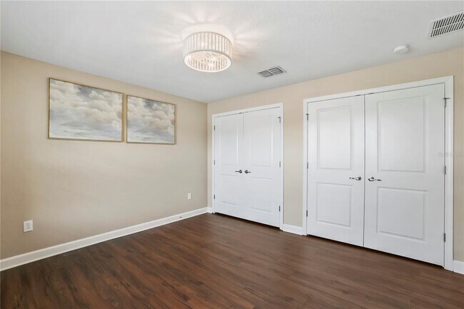 Foto del edificio - 717 N Rome Ave