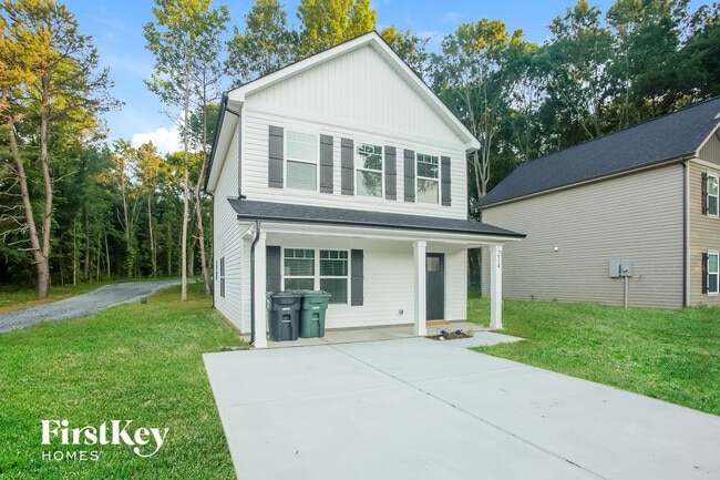 Building Photo - 214 Parkway Ave NW