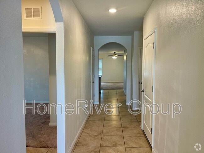 Building Photo - 513 Squires Grove Dr