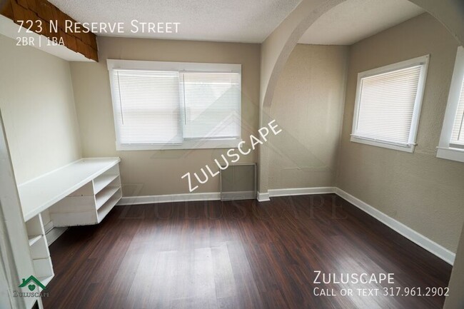 Foto del edificio - 723 N Reserve St