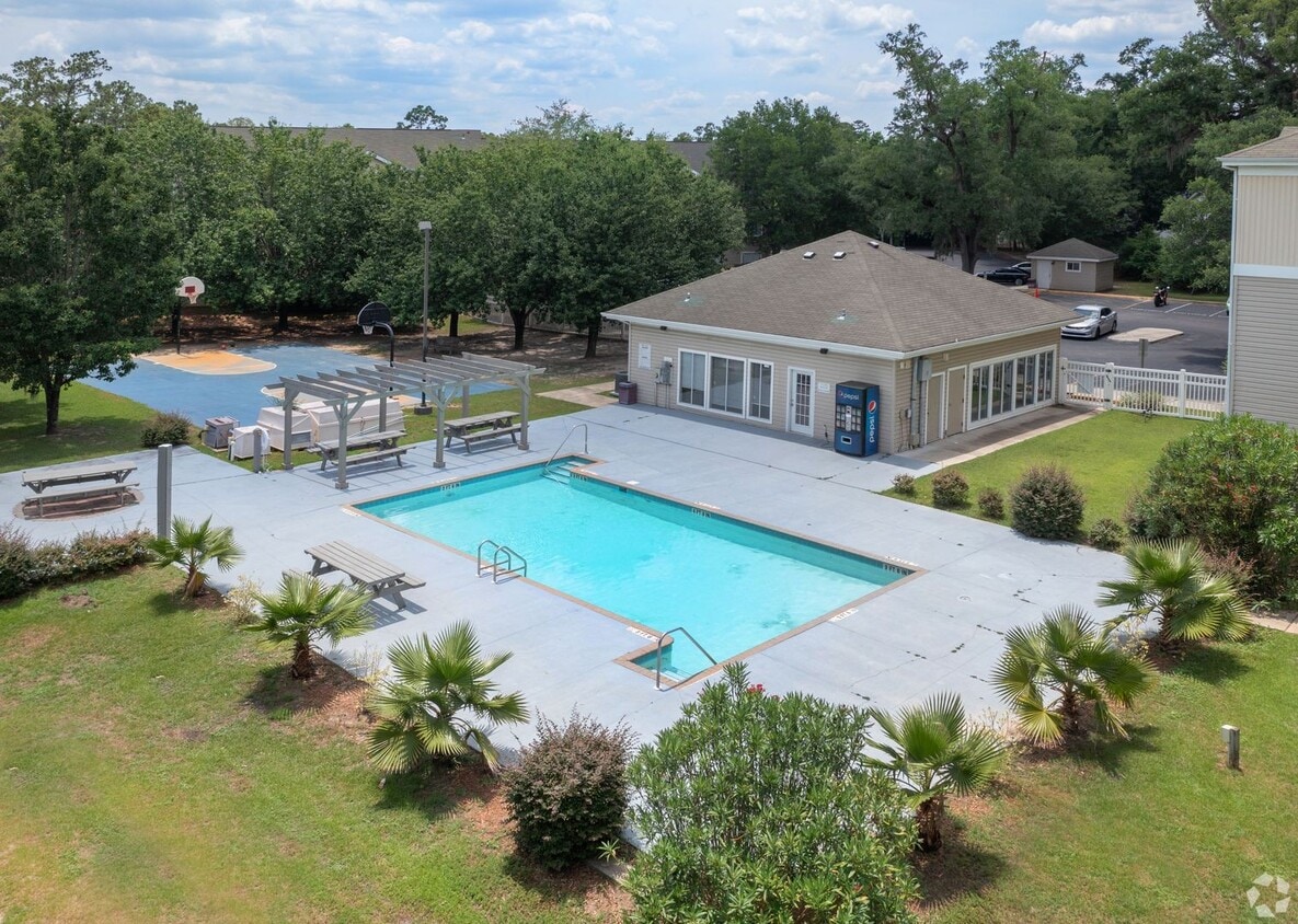 Primary Photo - 1375 Pullen Rd