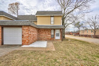 Building Photo - 3815 Bradfred St