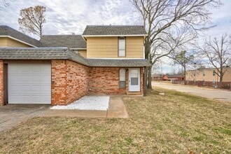 Building Photo - 3815 Bradfred St