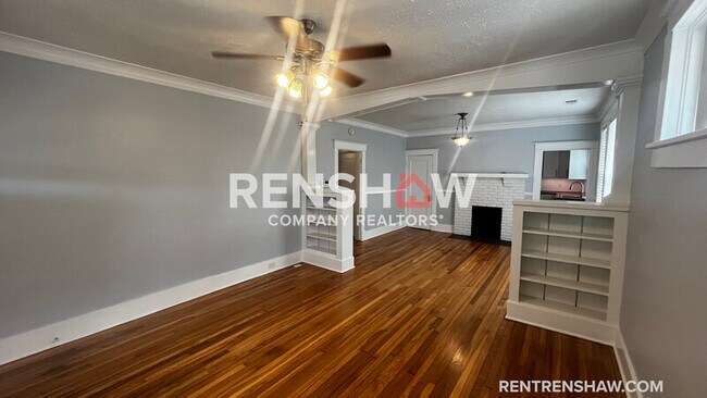 Foto del edificio - 1915 Nelson Ave