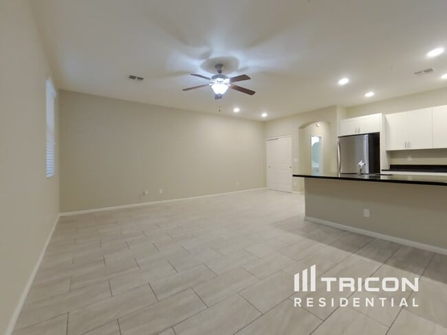 Building Photo - 12584 W Lindbergh Dr