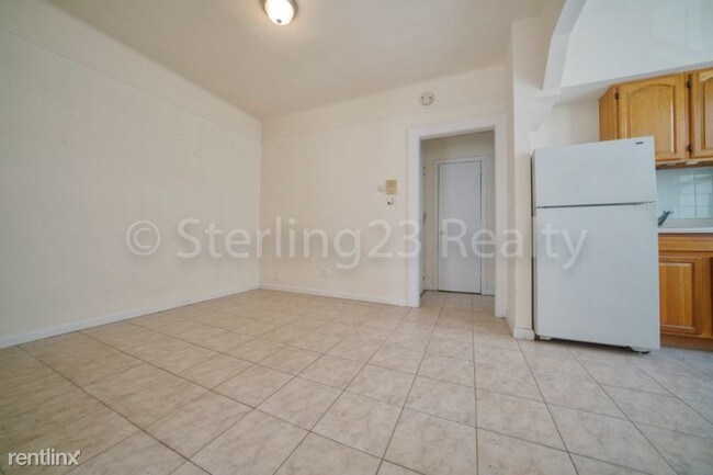 Foto del edificio - 31-48-3134 34th St