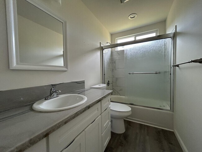 Foto del edificio - 15-1830-1830 4th Ave