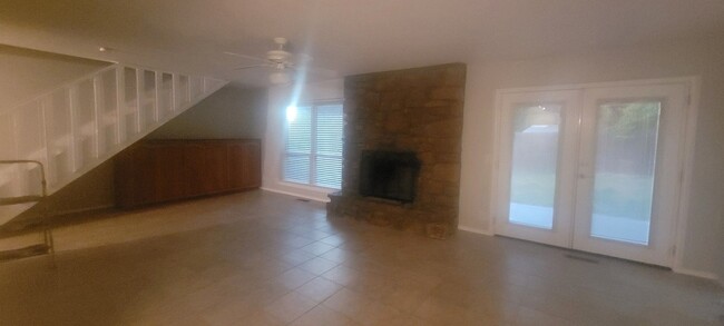 Foto del edificio - South Tulsa 3 bed UNION Schools Duplex.