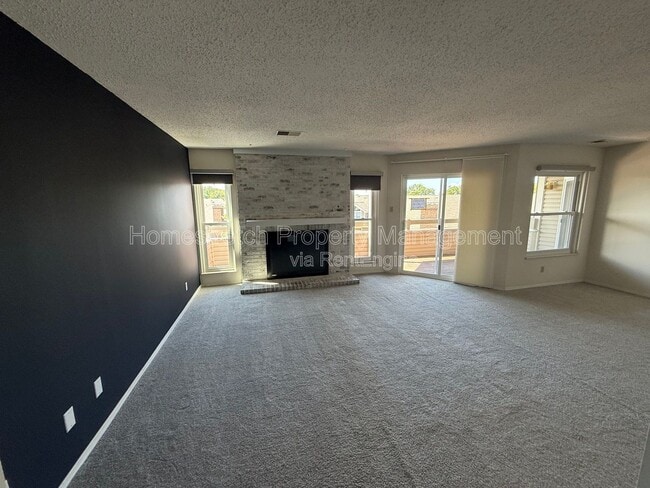 Building Photo - 1033 Wilton Royal Dr