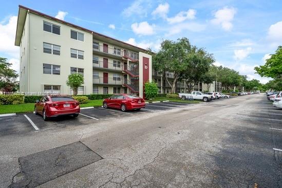 Foto del edificio - 13255 SW 7th Ct
