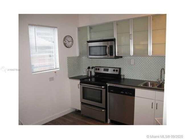 Foto del edificio - 842 Meridian Ave
