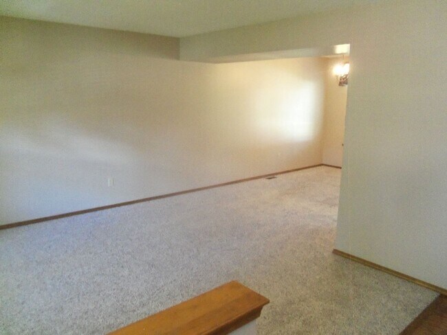 Foto del edificio - 8165 Lythrum Drive