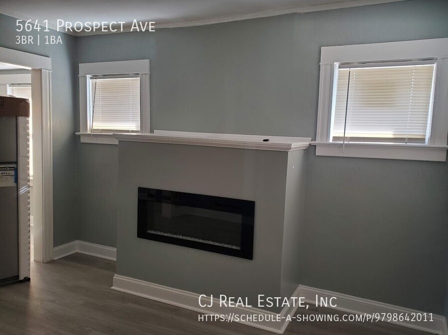 Foto principal - 5641 Prospect Ave