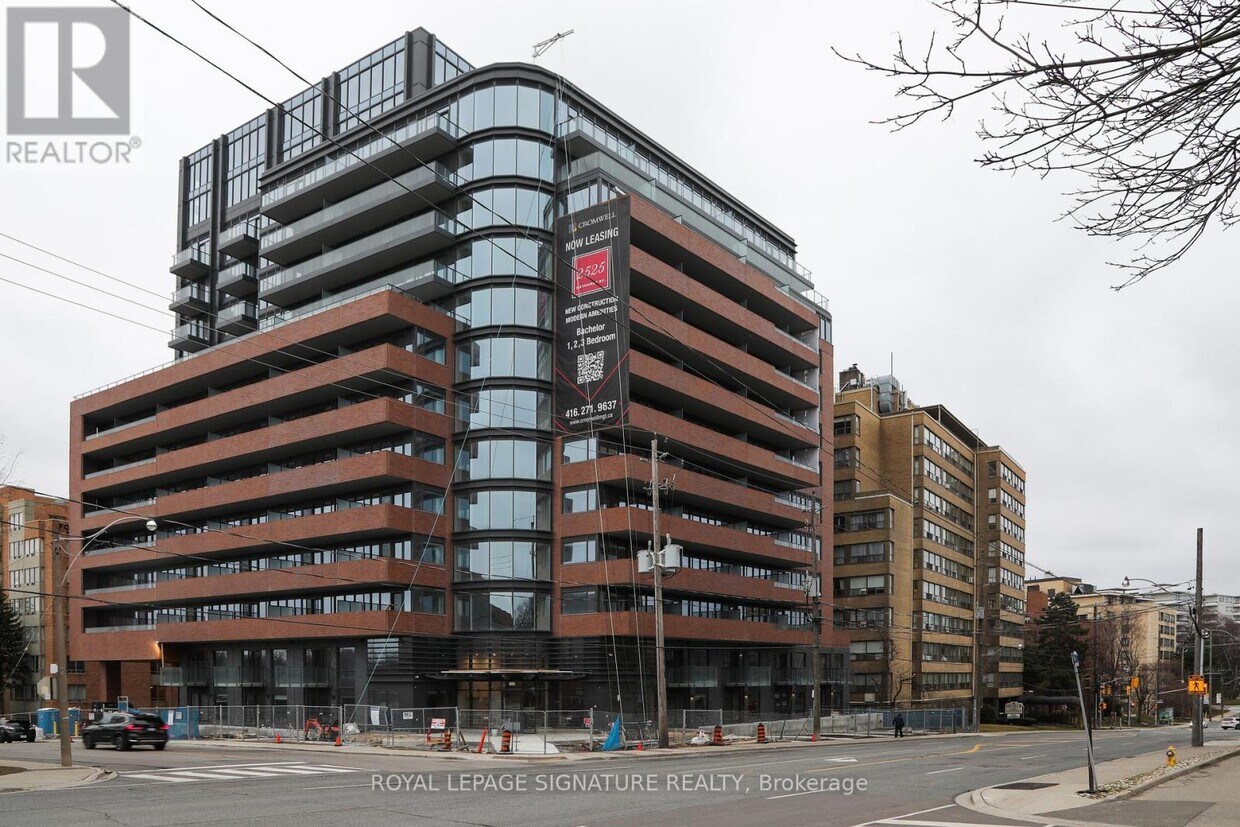 Photo principale - 2525-2525 Bathurst St
