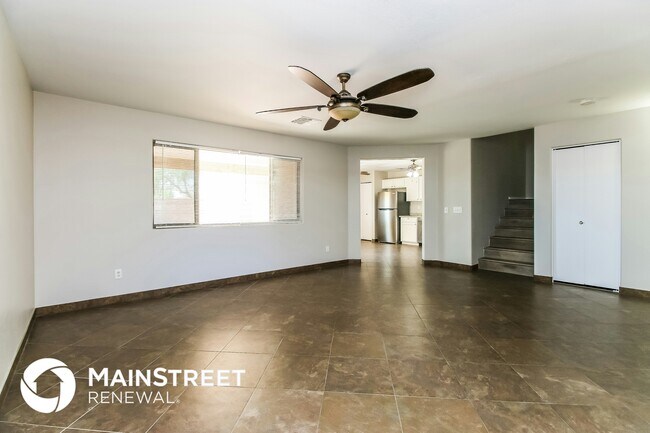 Foto del edificio - 41889 W Sunland Dr