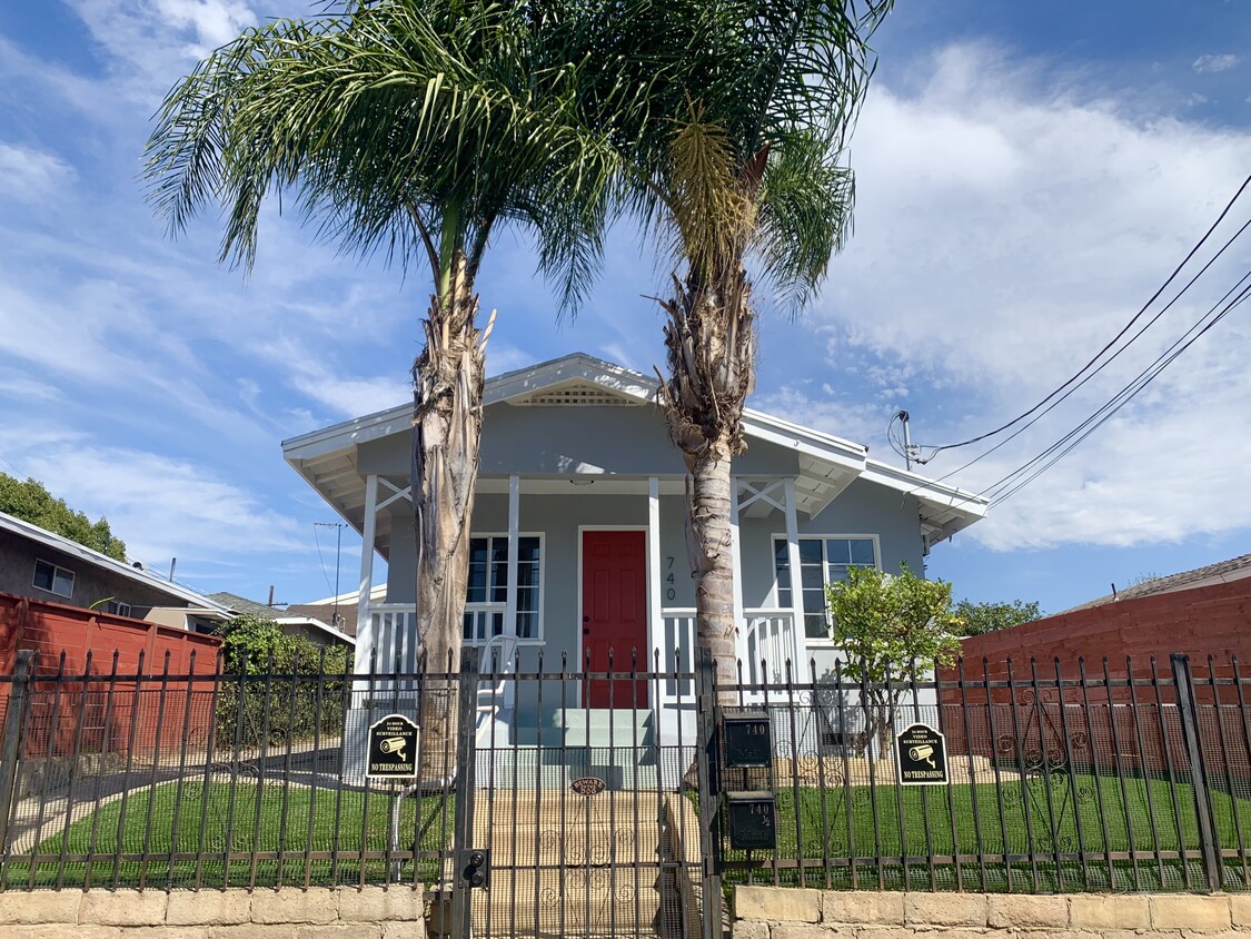 Primary Photo - 740 Orme Ave