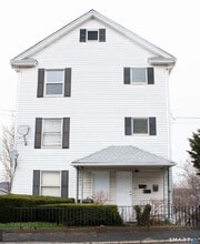 Building Photo - 405 Wilson St