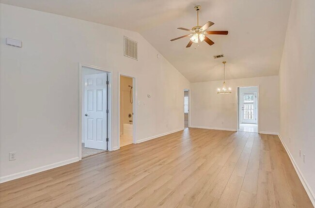 Foto del edificio - 307 Brock Ln