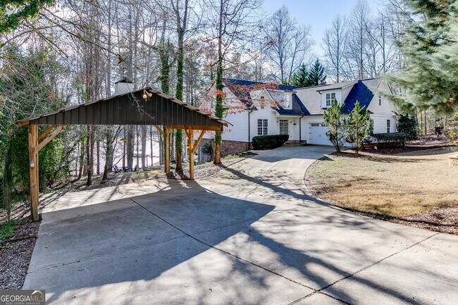 Building Photo - 6932 Dee Ln