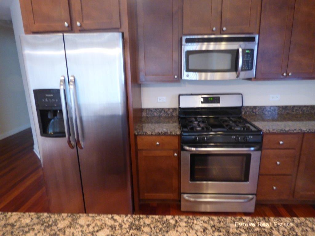 Foto principal - 7162 W Grand Ave