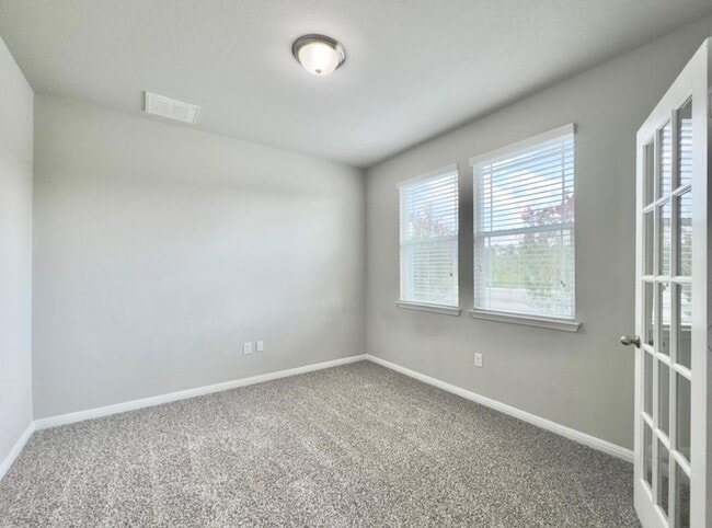 Foto del edificio - 308 Craters of the Moon Blvd