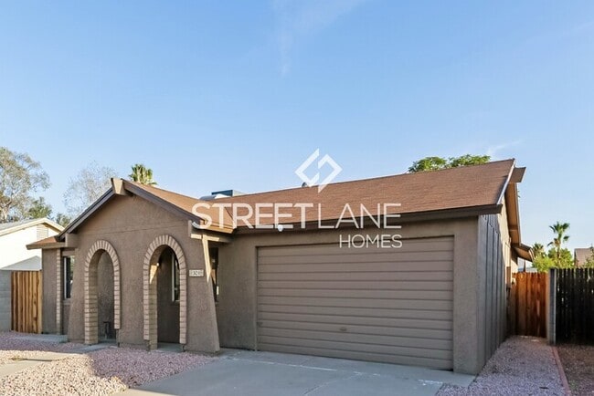Building Photo - JUST REDUCED!