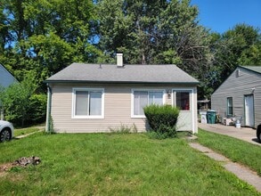 Building Photo - 1449 E Harry Ave