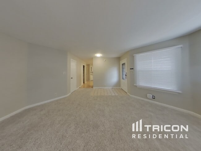 Foto del edificio - 7715 William Moyers Ave NE