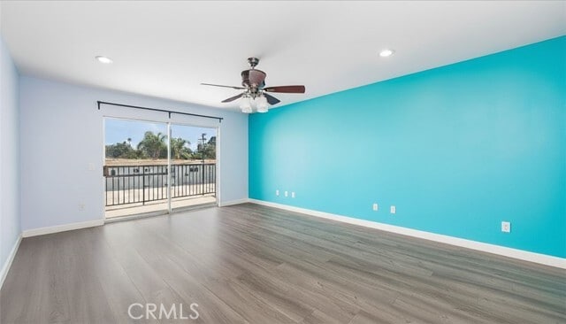 Building Photo - 400 N Acacia Ave