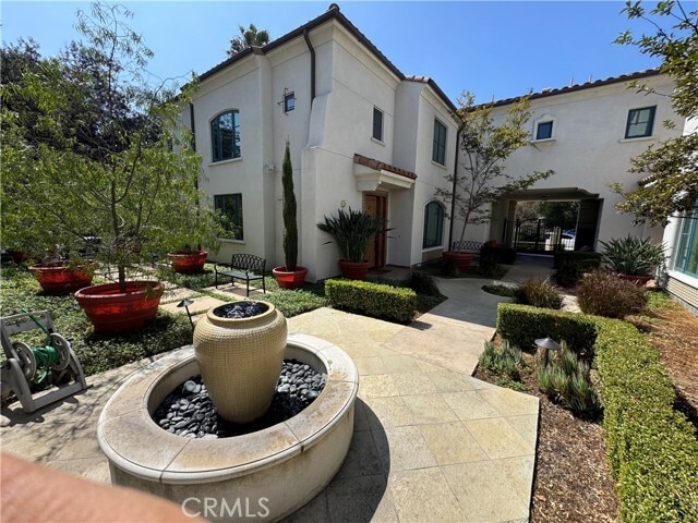 Building Photo - 188 S Sierra Madre Blvd