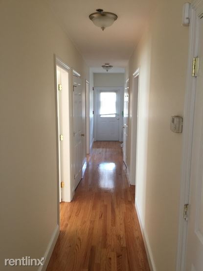 Foto del edificio - 3 br, 2 bath Triplex - 9 Gardner Ter 1