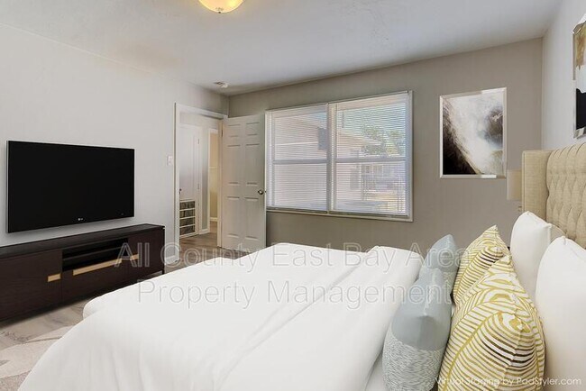 Foto del edificio - 3403 Willow Pass Rd