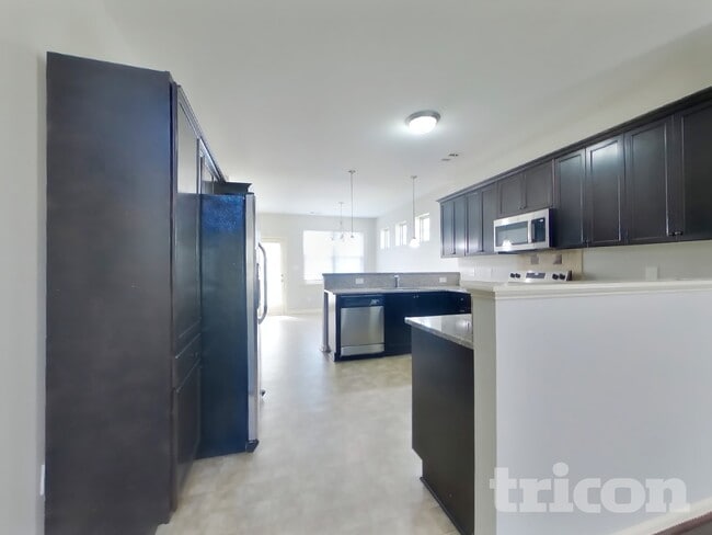 Foto del edificio - 1422 Collins Dr