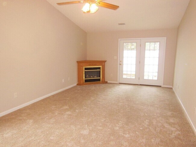 Foto del edificio - 2 Bedroom 2 Bath Townouse