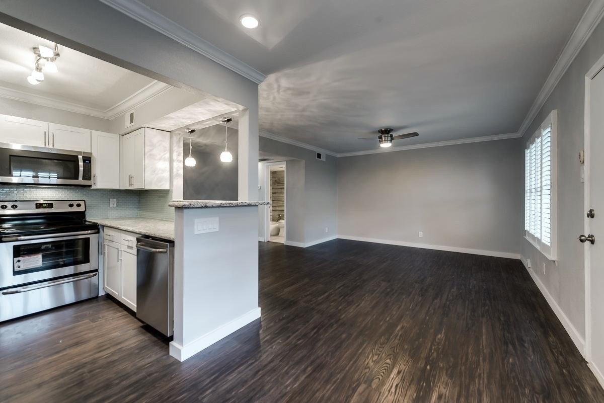 4206 Newton Ave, Dallas, TX 75219 Condo for Rent in Dallas, TX