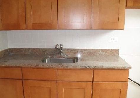 Kitchen - 794-812 Middle Neck Rd