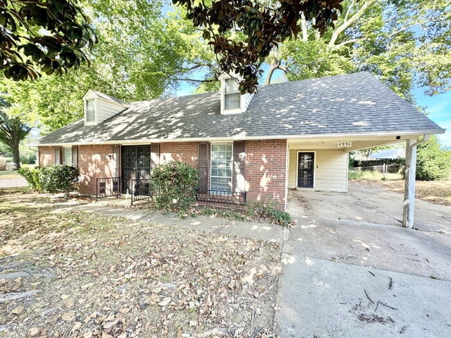 Building Photo - 4936 Leven Rd